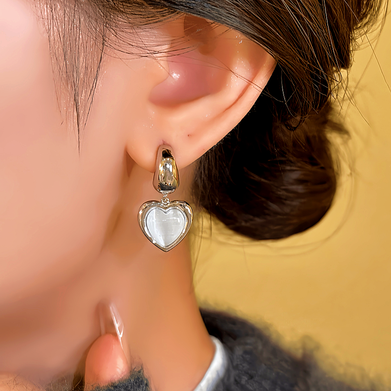 14K Gold-Plated Cat Stone Heart Earrings