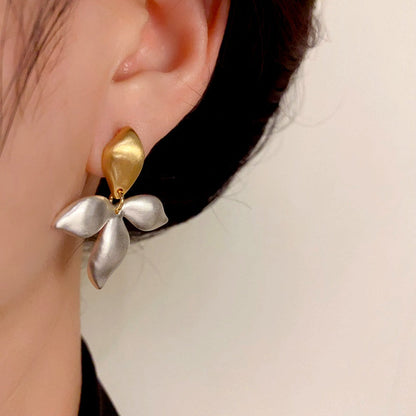 14K Gold-Plated Elegant Brushed Gold And Silver Contrast Leaf Earrings