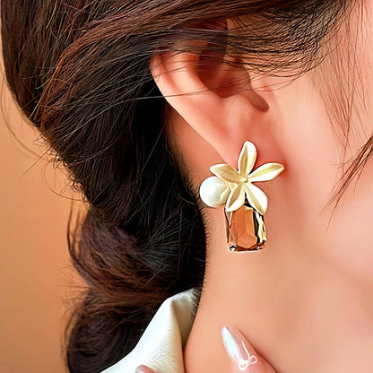 14K Gold-Plated Elegant Flower Pearl Crystal Earrings