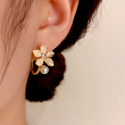 14K Gold-Plated Elegant Flower Pearl Earrings