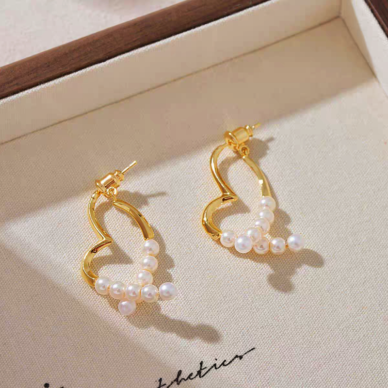 14K Gold-Plated Elegant Heart-Design Pearl Earrings