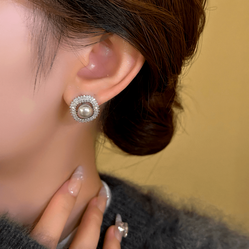14K Gold-Plated Exquisite Smoky Gray Square Bead Stud Earrings