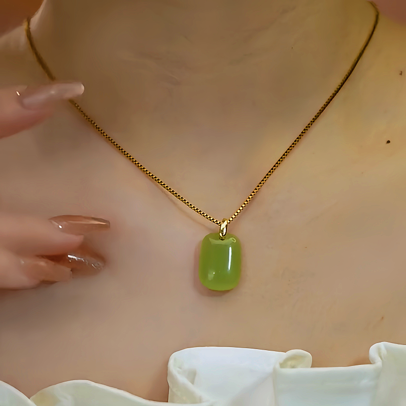 14K Gold-Plated Jade Square Pendant Neckalce