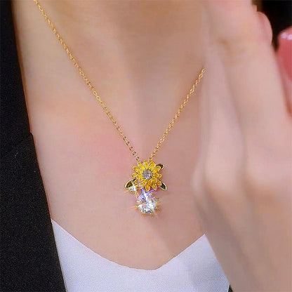 14K Gold-Plated Zircon Daisy Necklaces