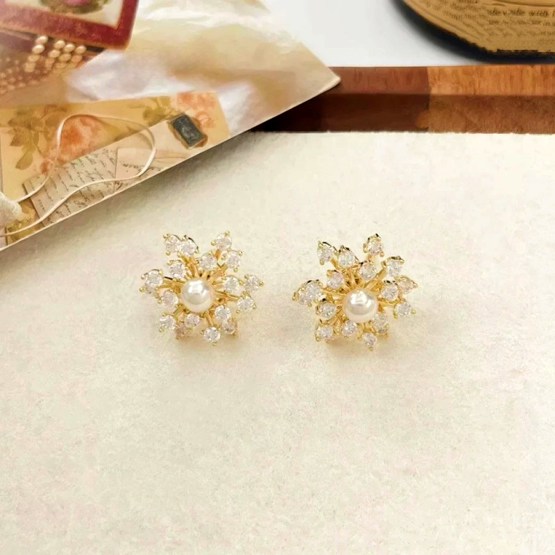 14K Gold-Plated Zircon Diamond Rotating Snowflake Earrings
