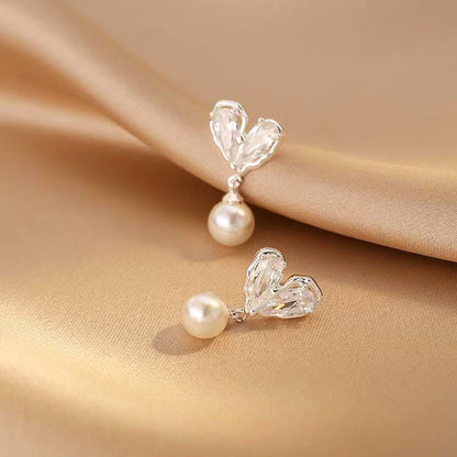 14K Gold-Plated Zircon Heart Pearl Earrings