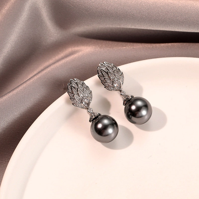 14K Gold-Plated Zircon Leaf Gray Pearl Earrings