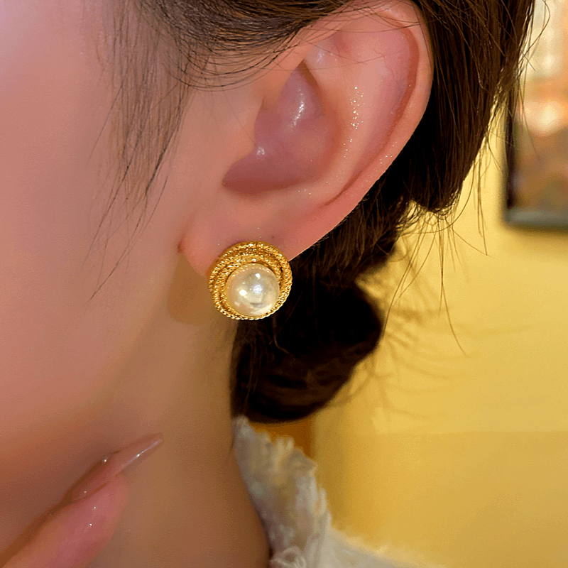 14K Gold-plated Elegant Coil Pearl Stud Earrings