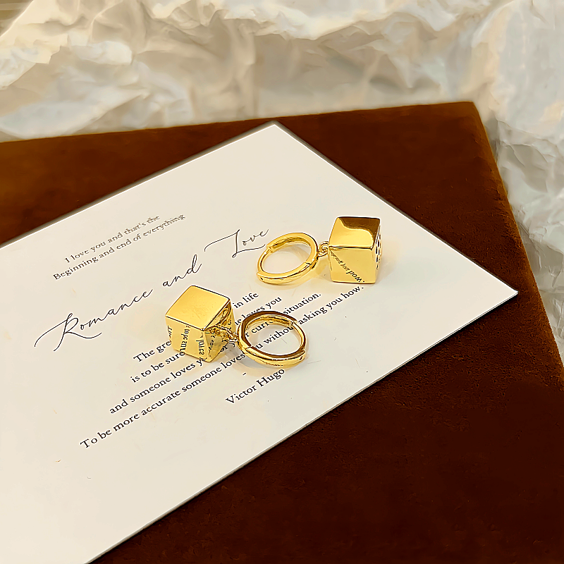 14K Gold-plated Elegant Square Earrings
