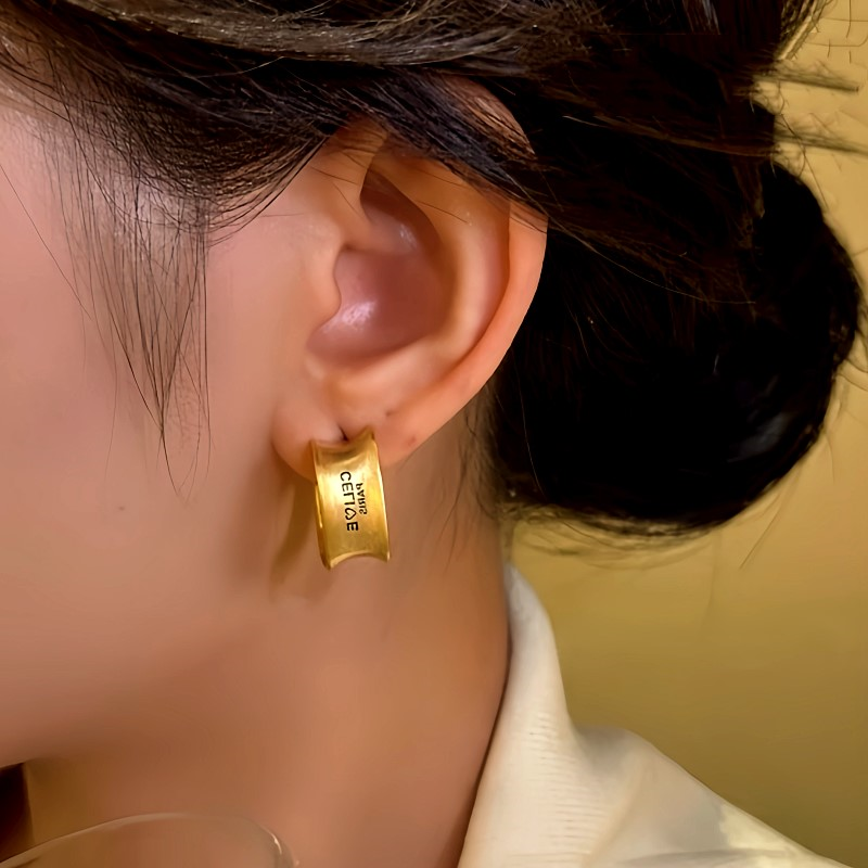 14K Gold-plated Geometric Brushed Letter Earrings