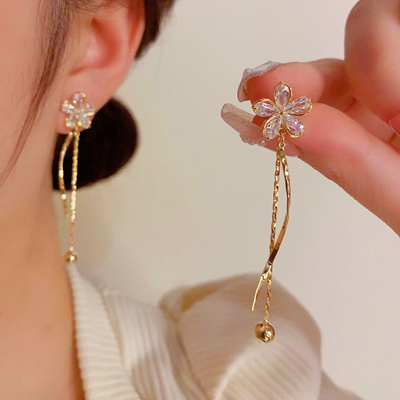 14k Gold-plated Zircon Flower Earrings