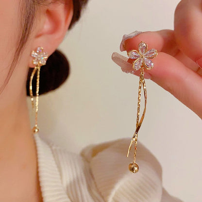 14k Gold-plated Zircon Flower Earrings