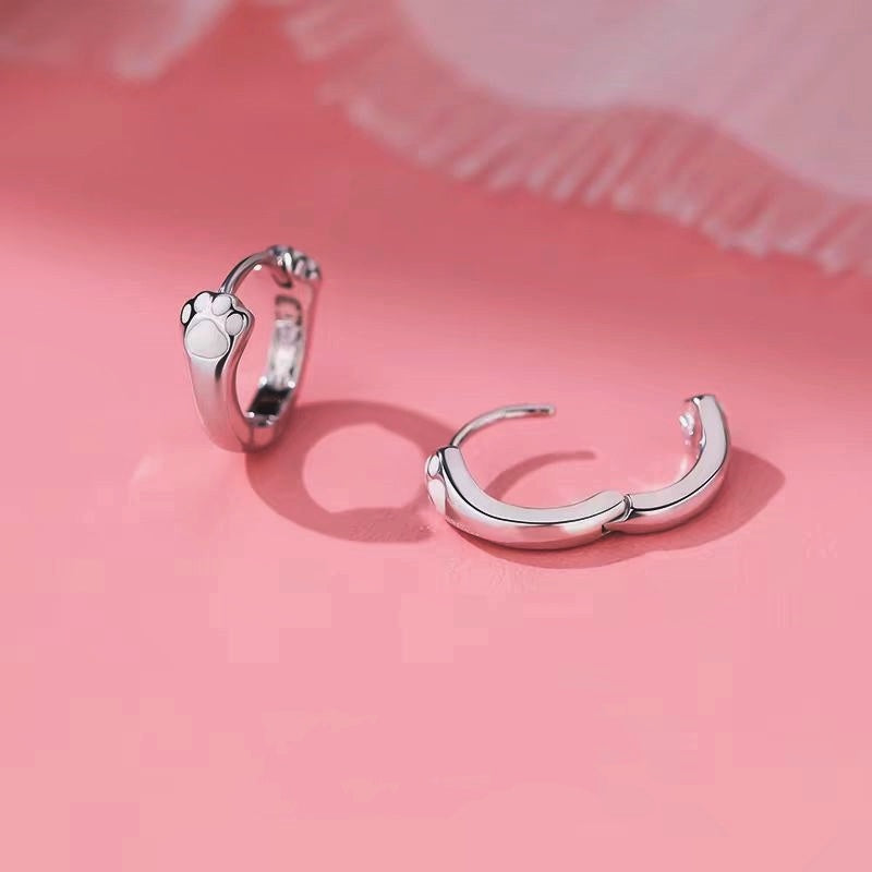 Sterling Silver Cute And Elegant Cat Claw Hoop Earrings