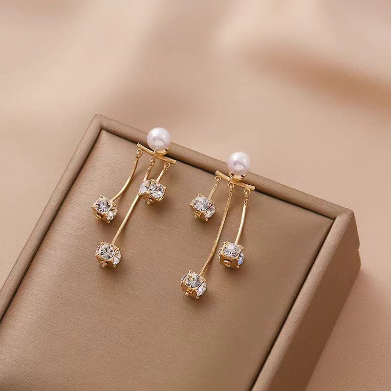 Sterling Silver Elegant Pearl Earrings
