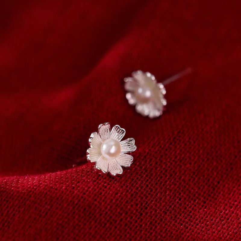 Sterling Silver Flower Pearl Stud Earrings