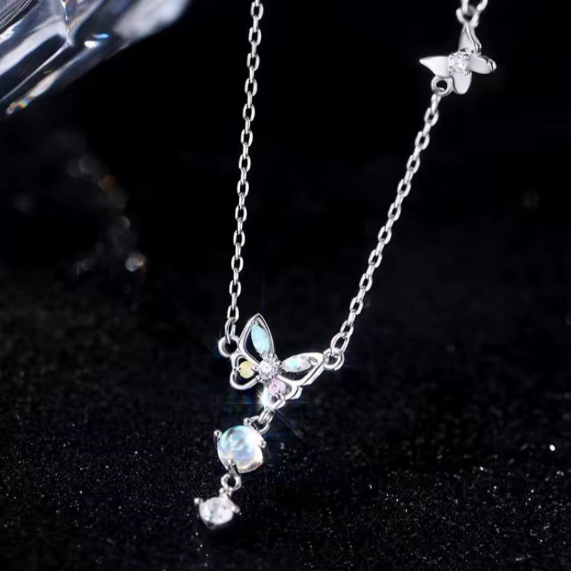 Sterling Silver Luxury Colored Diamond Butterfly Moonstone Clavicle Necklaces